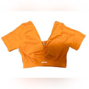 Gradient Scoop Neck Ruched Crop Top in Orange 🍊 BO+TEE